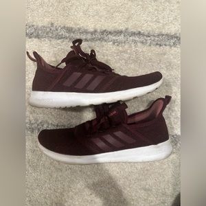 adidas cloudfoam sneakers in maroon